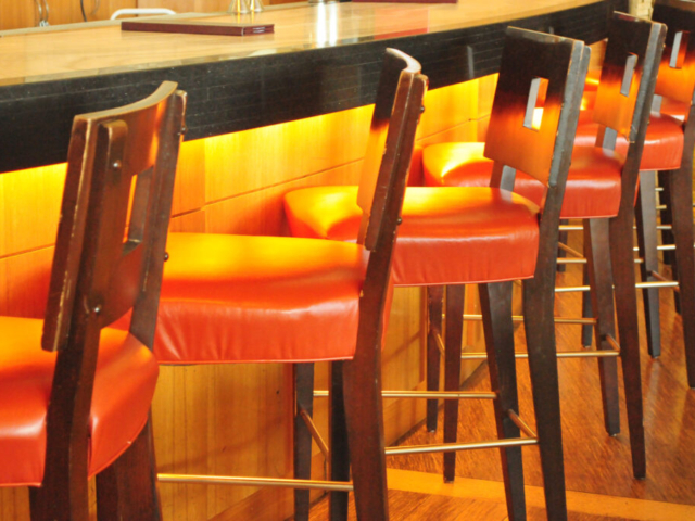 empty bar 2